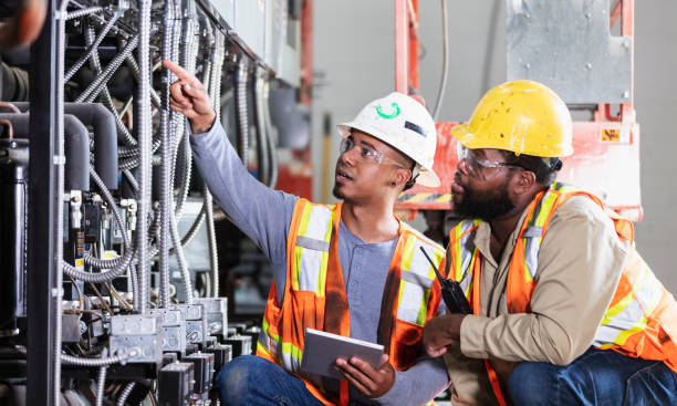 Best Commercial Electrician Services  in Bellevue, OH